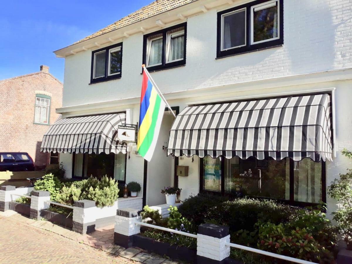 米茨兰 德瓦法尔德尔旅馆酒店 外观 照片